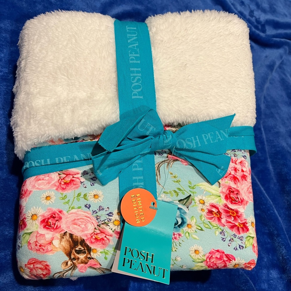Posh Peanut Fawn Plush Patoo